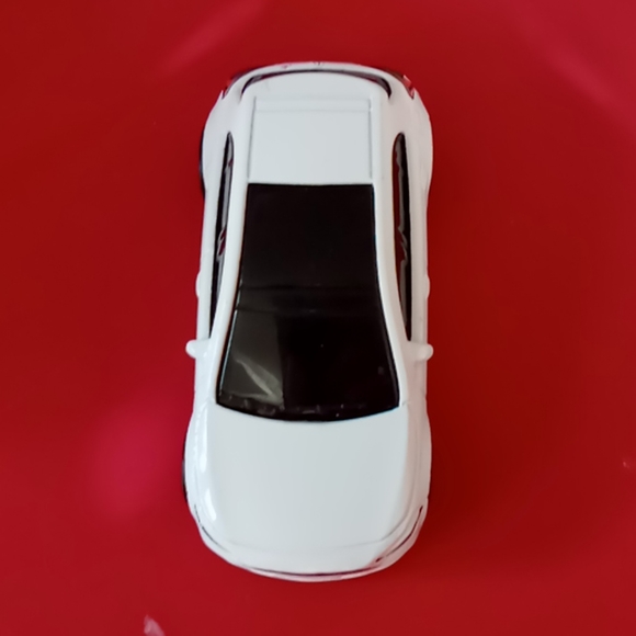 2019 Mercedes Benz - Picture 3 of 3